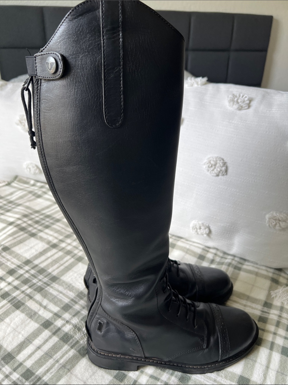 TuffRider Classic Black Tall Lace-Up Riding Boots for women - Picture 12 of 12